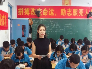 刘晓艳与学生，追梦路上的速度与激情