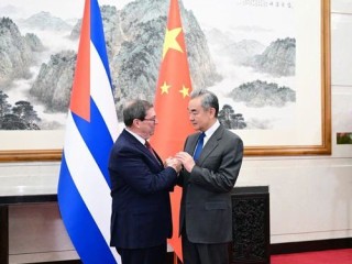 中方坚定支持古巴，维护国家主权与安全的紧密纽带